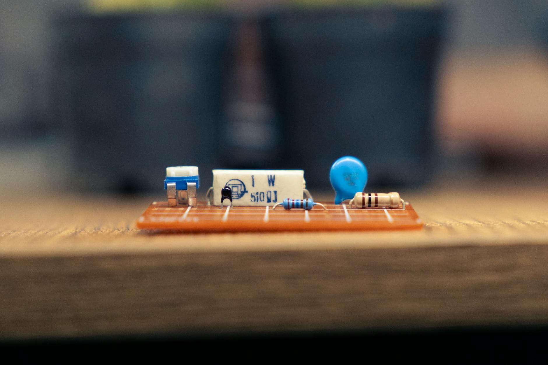 Capacitor Charge and Discharge Experiment for H2 Physics Paper 4: RC Circuits, Time Constant, and Excel Analysis