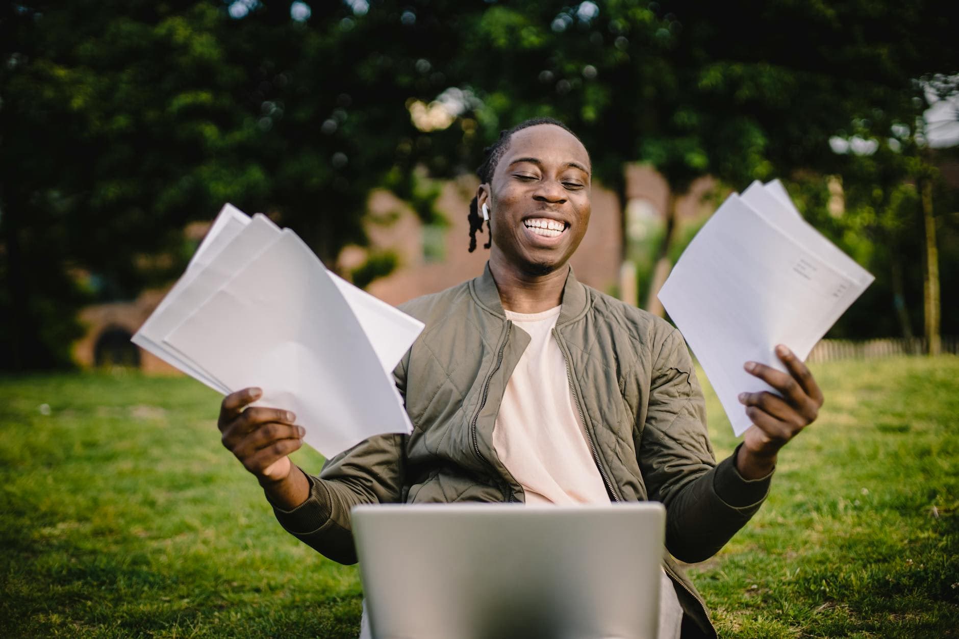 University Bursary Application Deadlines Singapore 2026: NUS, NTU, SMU, SUTD, SIT, SUSS