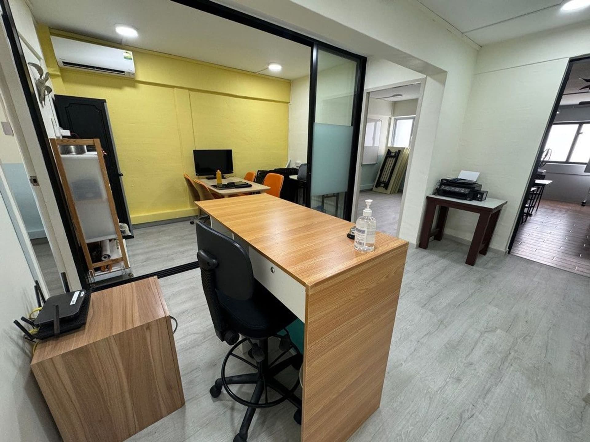 Front desk at Eclat Institute.