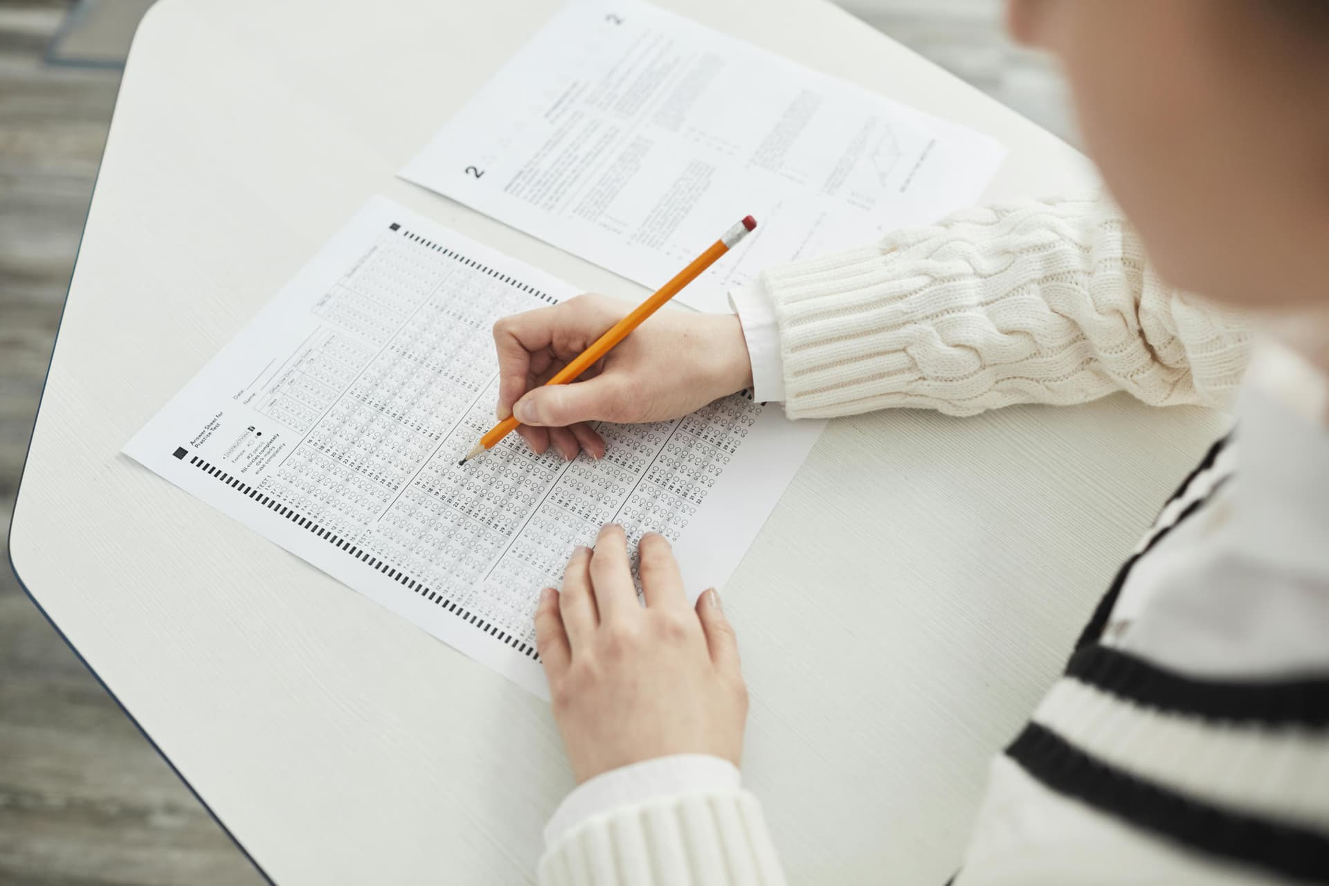 Best Pencils for OMR Bubble Sheets: 2025 Exam Prep Guide
